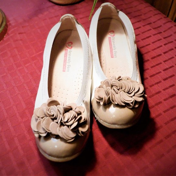Brand New~~~ HEAVENLY FEET ~ Anti - Fatigue Footwear ~~~ Size 38 / 7.5 - Picture 2 of 5